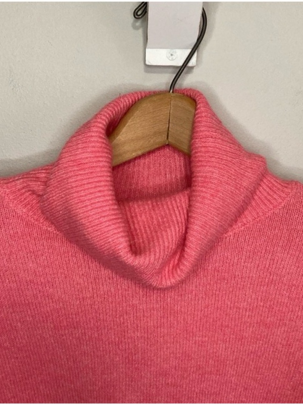 Vince Camuto Coral Pink Turtleneck Sweater, Women’s Size Small Super Soft - Picture 7 of 10